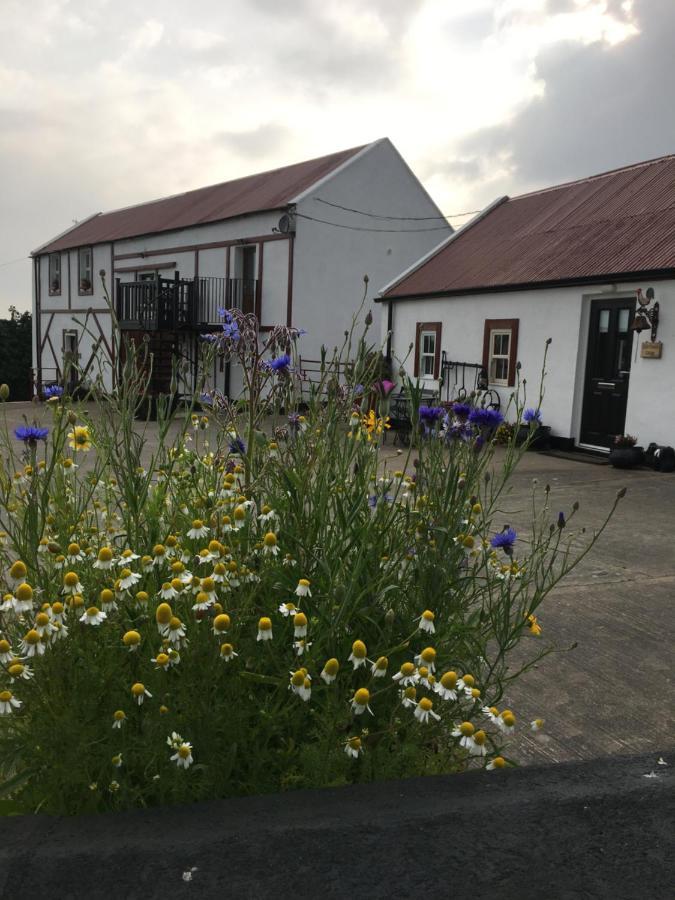Granda Pat'S Loft Crossmaglen Exterior foto